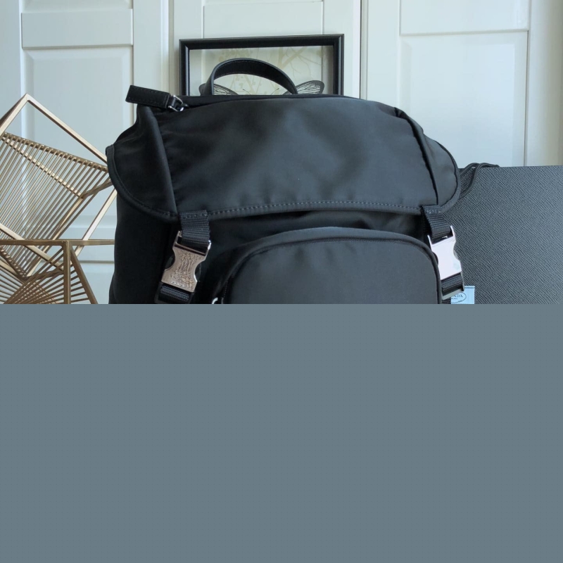 Pra*a backpacks